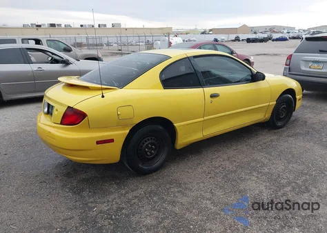 2004 Pontiac Sunfire z USA, uszkodzony, nr VIN 1G2JB12F847162420